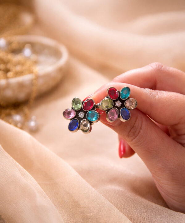 Multicolor stud earring