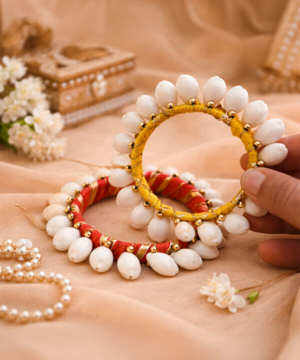 Shell Bangle Set