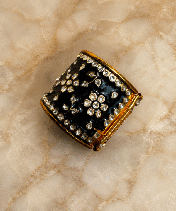 Midnight Bloom Kundan Kada