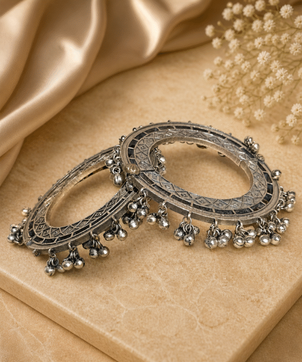 Vintage Ghungroo Oxidised Bangles