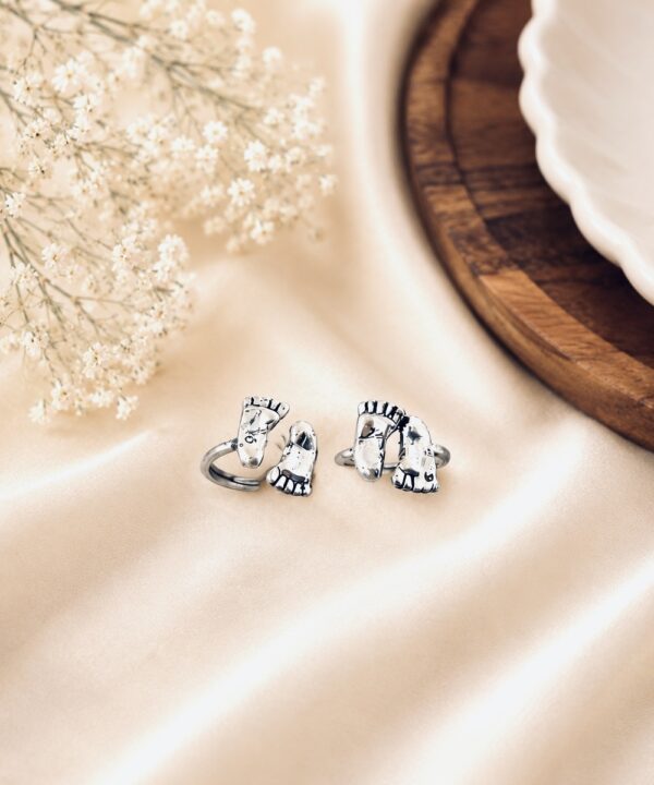Silver Footprint Toe Rings